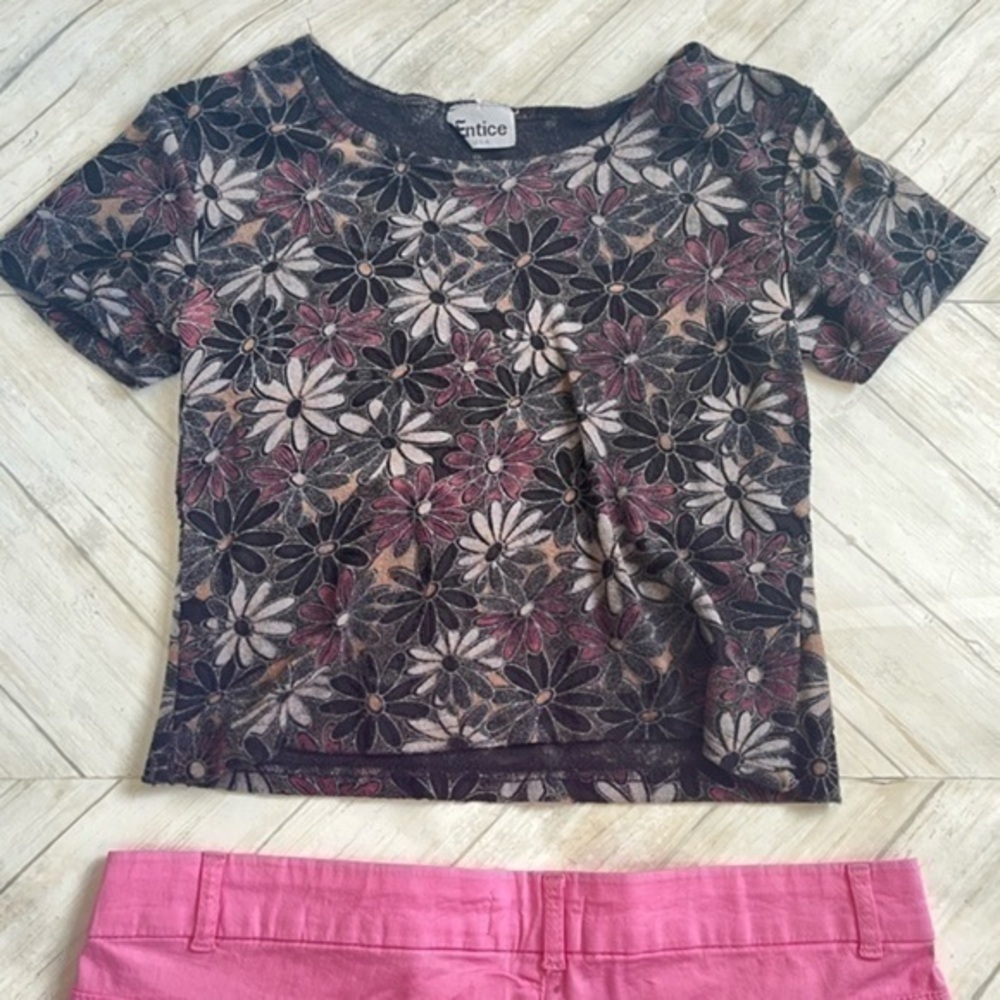 VINTAGE BLACK FLORAL BABYDOLL TOP​